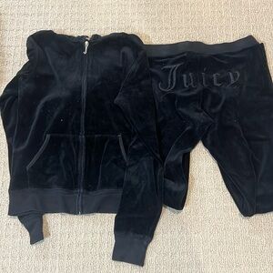 Juicy couture black tracksuit velour 2000s